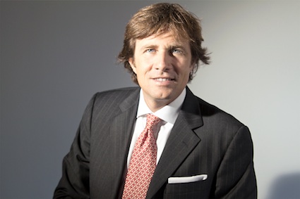 Giuseppe Caiazza esce da Saatchi