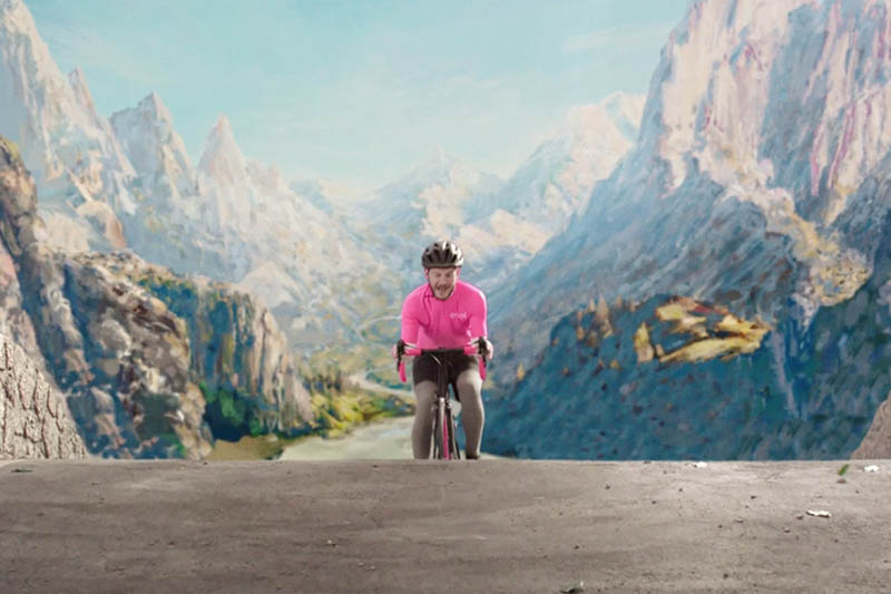 Enel lancia l'offerta 100x100 al Giro d'Italia. Saatchi con Think Cattleya firma la campagna