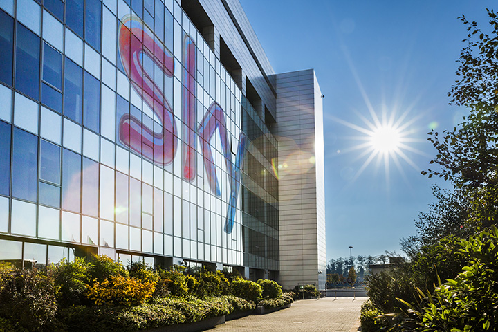 Nuove nomine ai vertici di Sky Italia, che unisce la concessionaria Sky Media e il Digital Hub in un'area guidata da Giovanni Ciarlariello