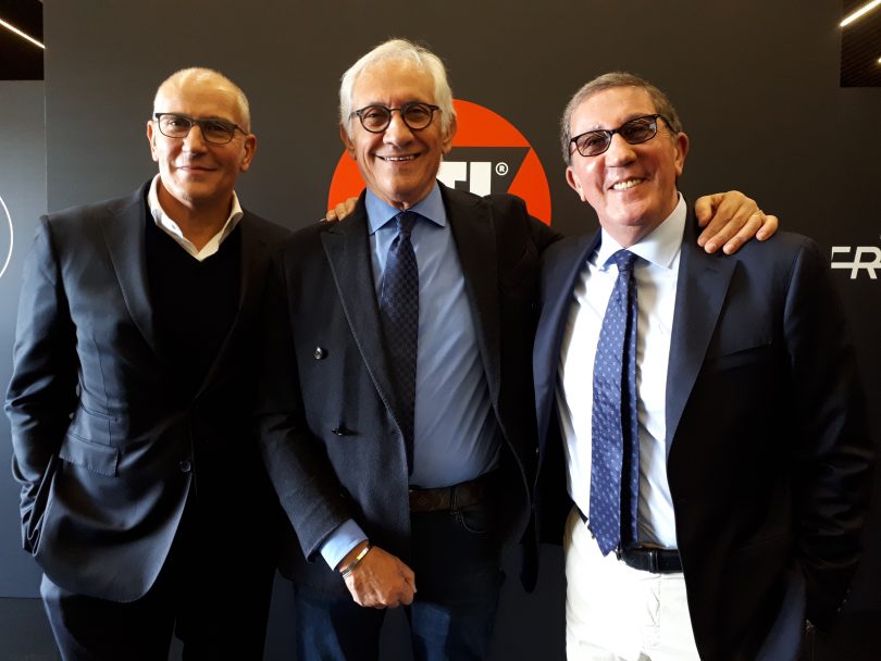 rtl 102.5 scarica