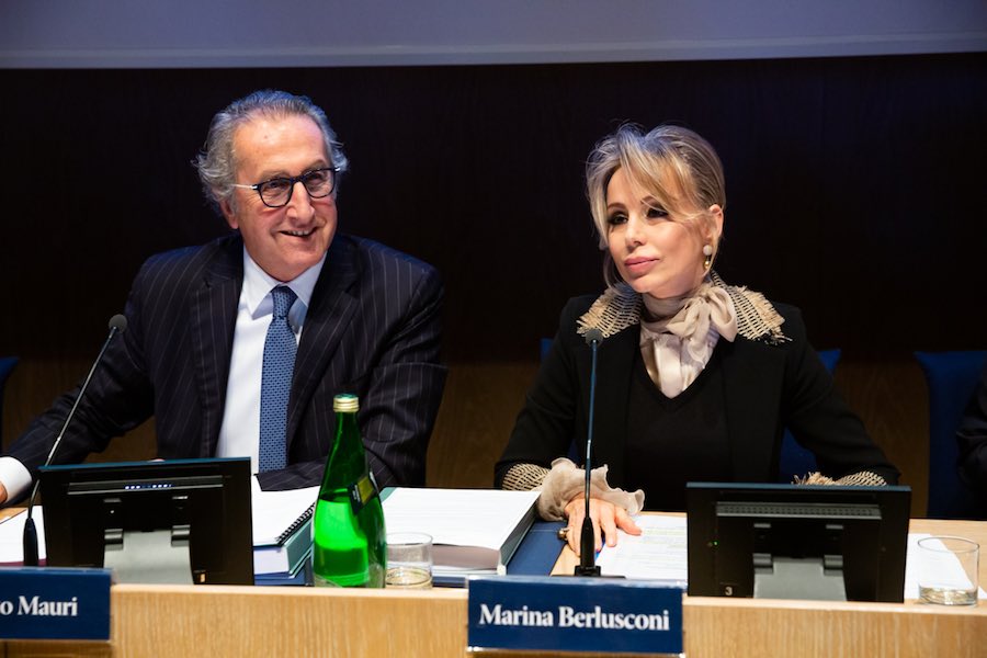 Mondadori: nei 9 mesi utile di 23,1 milioni. Società ad hoc per i periodici per sfruttare "opportunità strategiche e partnership"