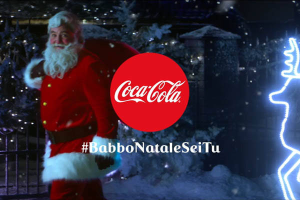 Coca-Cola Italia lancia lo spot di Natale e sostiene il Banco Alimentare