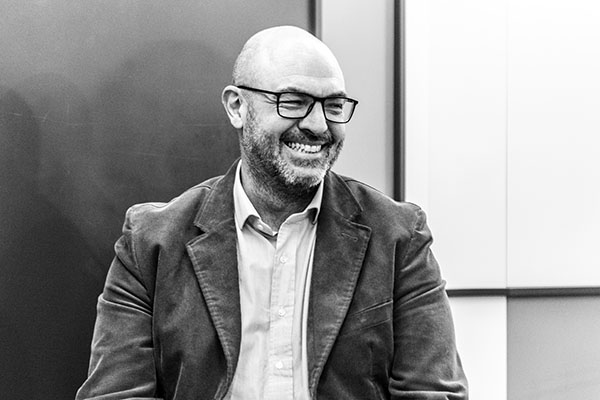 Lorenzo Dossena e The Van aprono l'agenzia di live communication Blueroads