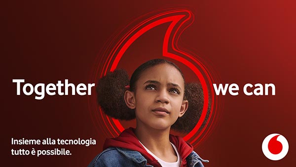 Vodafone introduce il nuovo posizionamento con lo spot “La ragazza inarrestabile”, al via dal 4 aprile