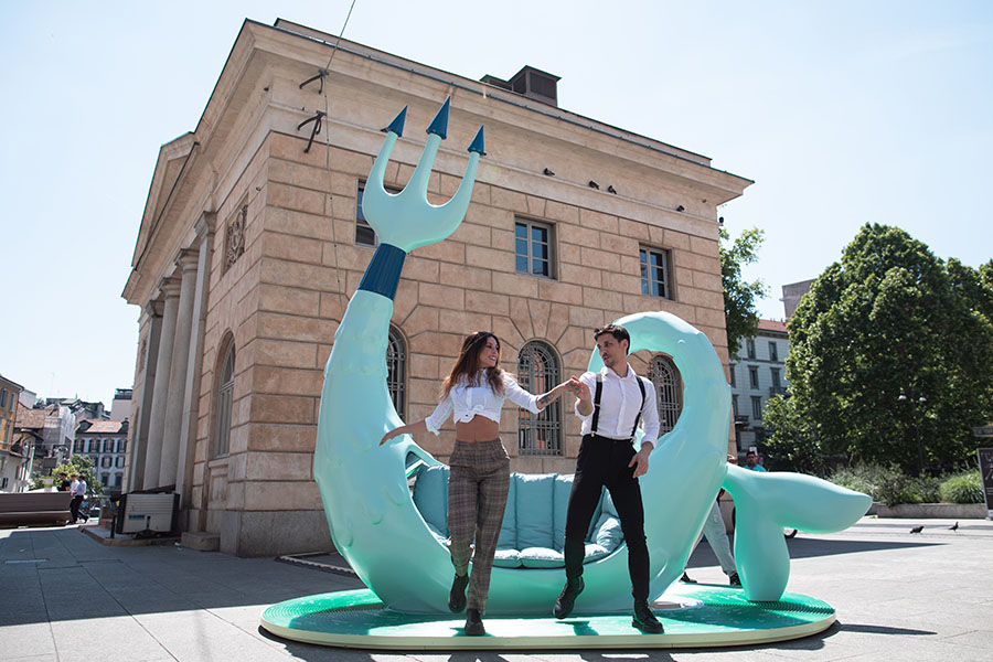Hendrick’s Gin e MKTG portano il mare a Milano con un'opera d’arte green firmata dall’artista Matteo Cibic