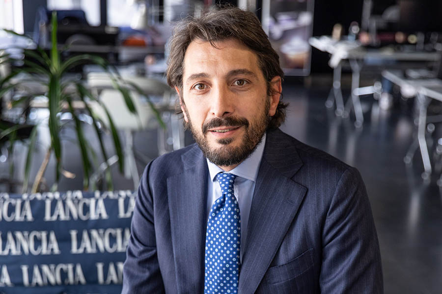 Lancia nomina 5 brand manager per l'Europa. Raffaele Russo confermato per l'Italia