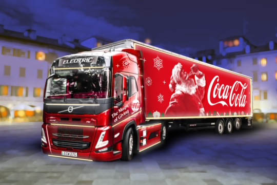 Al via il Natale di Coca-Cola: con Banco Alimentare distribuiti prodotti alimentari per 2 milioni di pasti